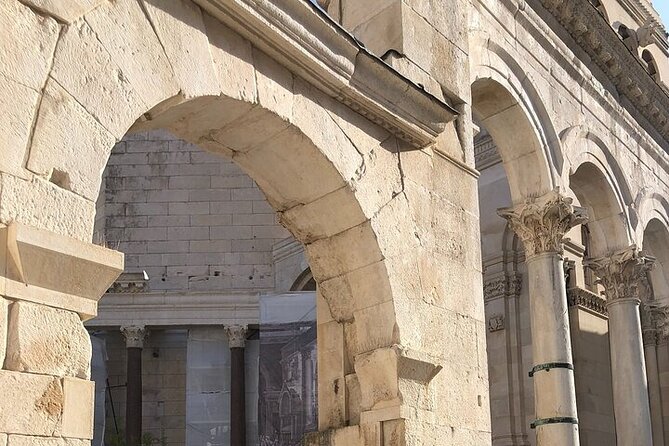 History & Cultural Walking Tour of Split and Diocletian's Palace - Passing the old Split synagogue