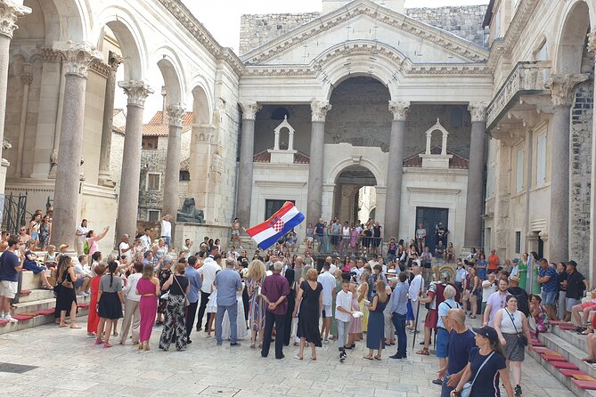 History Split Walking Tour in French -Small group - Palace substructures and the practical side of Roman design