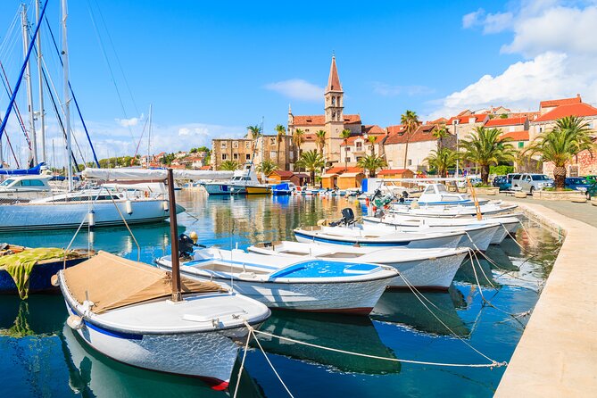 HVAR & 4 Islands PRIVATE BOAT TOUR - Milna shows a quieter side of Brač
