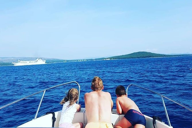 Hvar-Brac-Solta speedboat tour from Split or Trogir - A nine-hour route built around variety