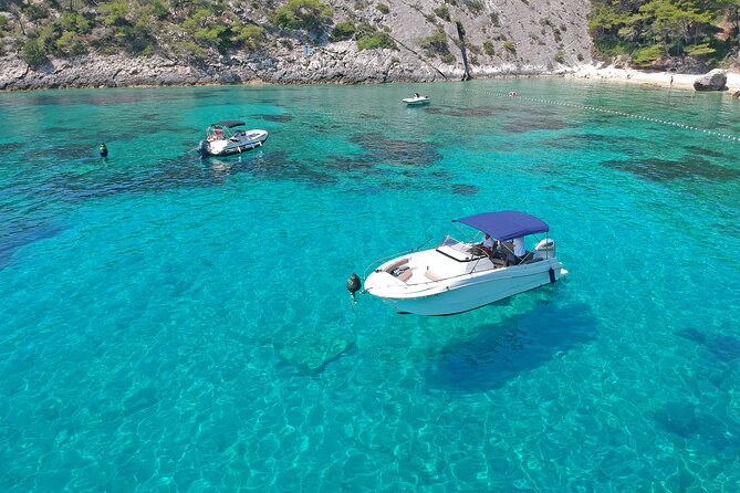 Hvar & Pakleni islands - Private speedboat tour - Skippers add the personal touch