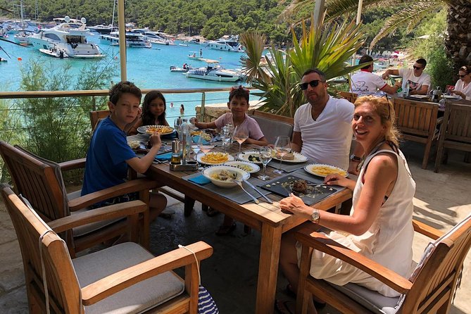 Island hopping (6 Islands) private tour from Trogir or Split - What the private format is worth