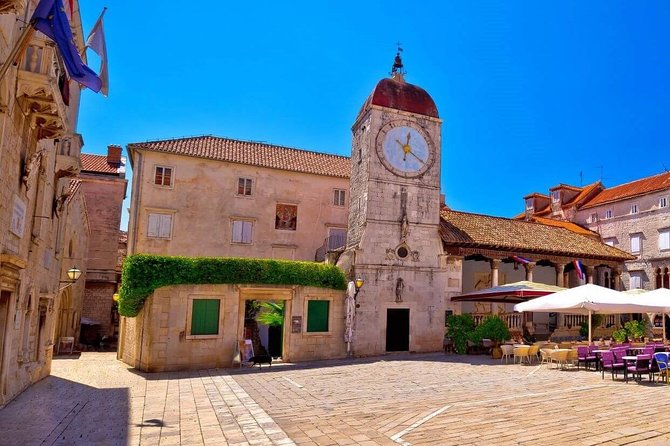 Island Hopping Boat Excursion with Lunch (Trogir,Blue Lagoon, Šolta) - Boat comfort and group size