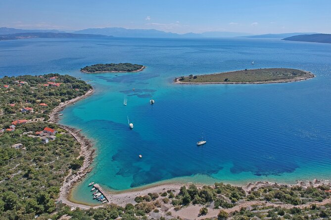 Islands Brač, Šolta & Blue lagoon - Private speedboat tour - Why this route works from Trogir
