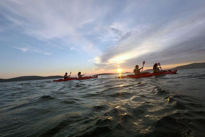 Kayaking to the island Prvić - What makes the private guide useful