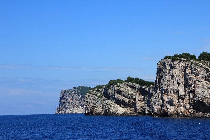 KORNATI by speed boat - Entering Kornati National Park by water