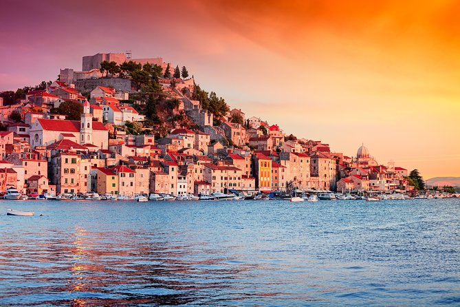 Krka Waterfalls & historic Šibenik - driver&guide, boat cruise, lunch break - A guide who can adjust the day