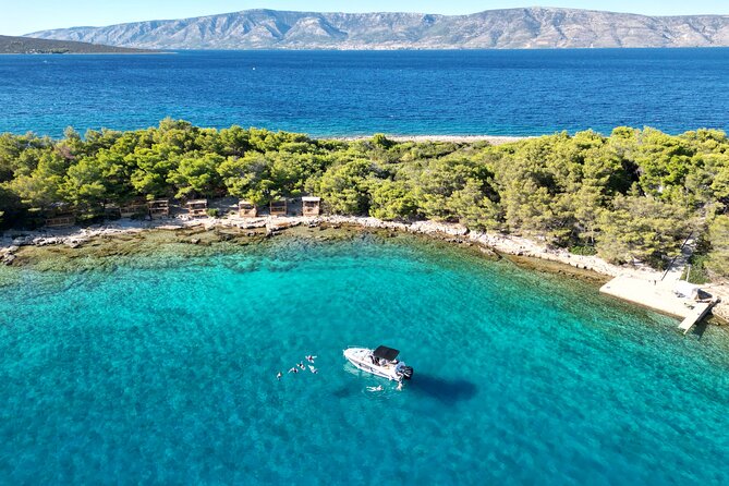 Makarska: 3-Island Speedboat Tour with Cave and Blue Lagoon - The best time to go and what to pack