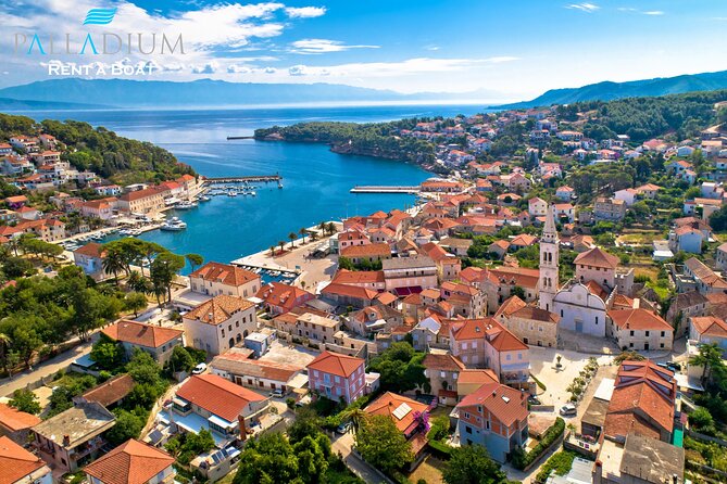 Makarska: 3 Island Speedboat Tour with Little Blue Cave & Lagoon - What the speedboat format changes