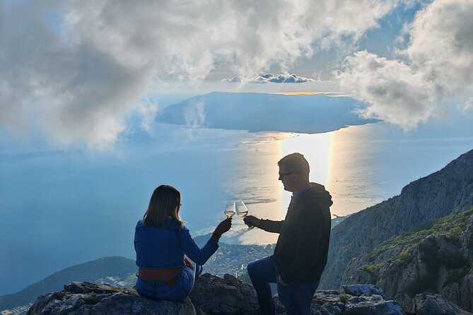 Makarska: Baggy Skywalk & Biokovo viewpoint Tour - A picnic with homemade Croatian touches