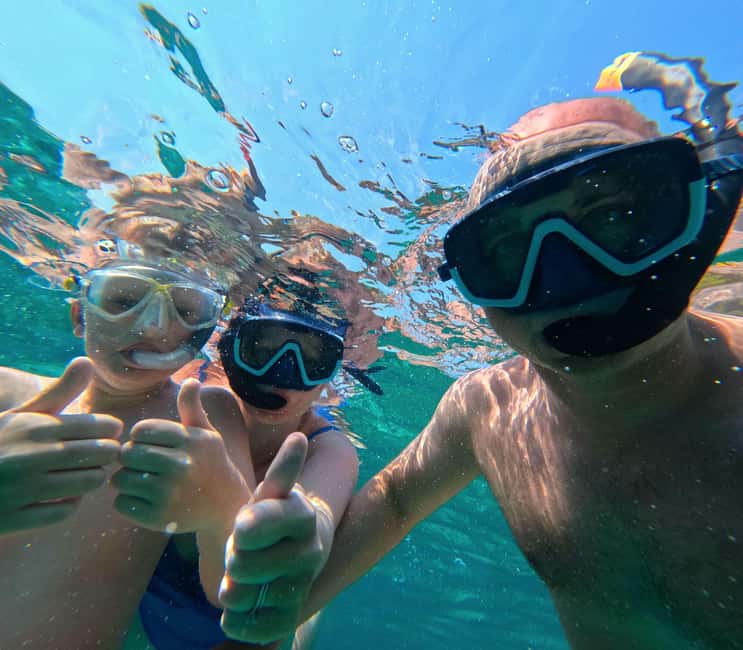 Makarska: Golden Horn Beach & Secluded Bays Speedboat Tour - The Selca bay stop brings the third swim