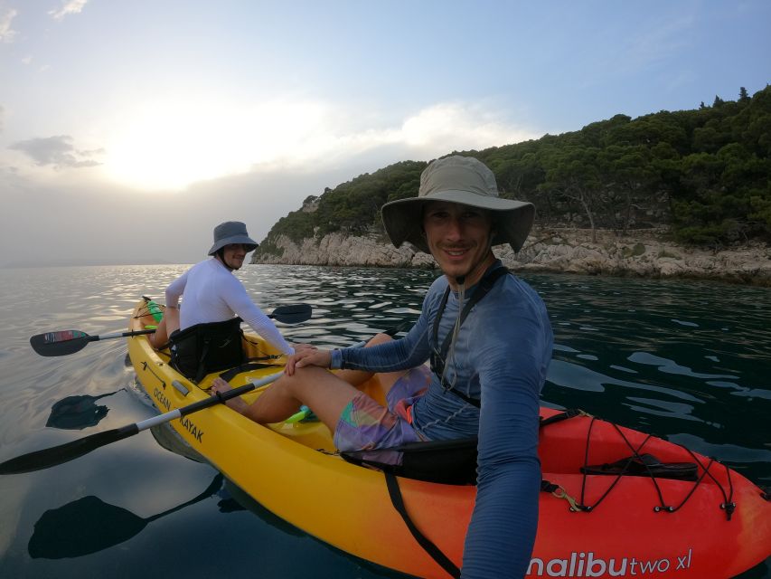 Makarska: Guided Sea Kayaking Tour with Snorkeling Stop - Key points to know before booking