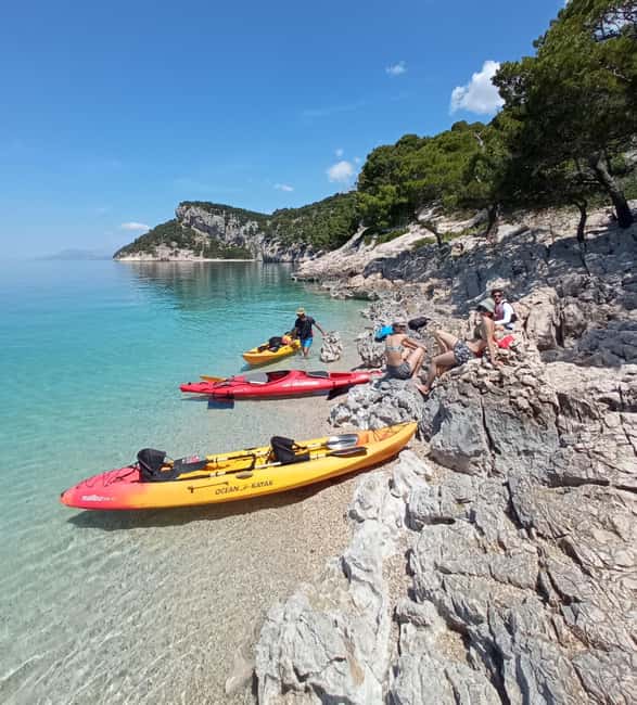 Makarska: Guided Sea Kayaking Tour with Snorkeling Stop - Who should book this Makarska kayak tour?
