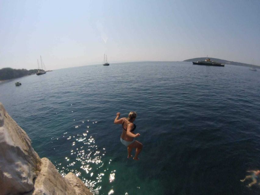 Morning Split Sea Kayaking Tour - Paddling around the Marjan peninsula