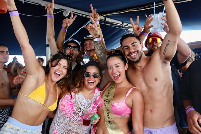 Out to Sea Split Boat Party w/ Blue Lagoon Swim, Dj & Afterparty - The pre-party and boarding mood