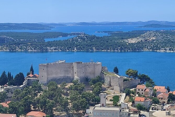 Panorama Tour - Eco City Tour Šibenik - Banj Beach for a lower view of Šibenik