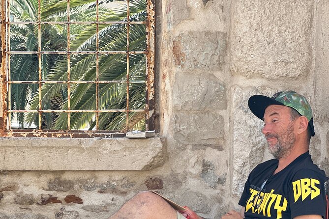 People of Split - meet the locals - Dominisova ulica and the art of looking up