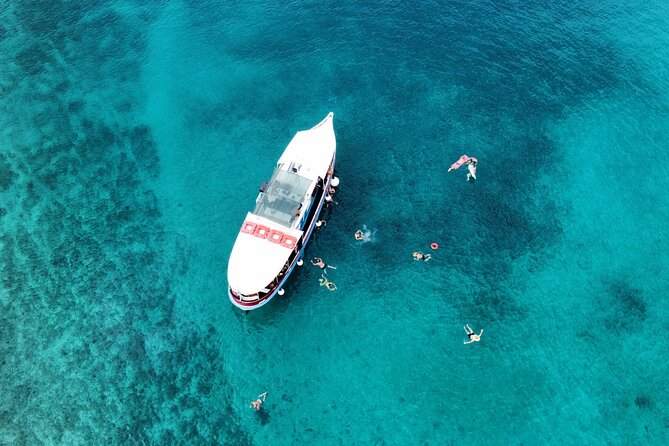 Podstrana and Jesenice, Boat trip to Brač and Šolta with lunch - The first swim stop near Brač