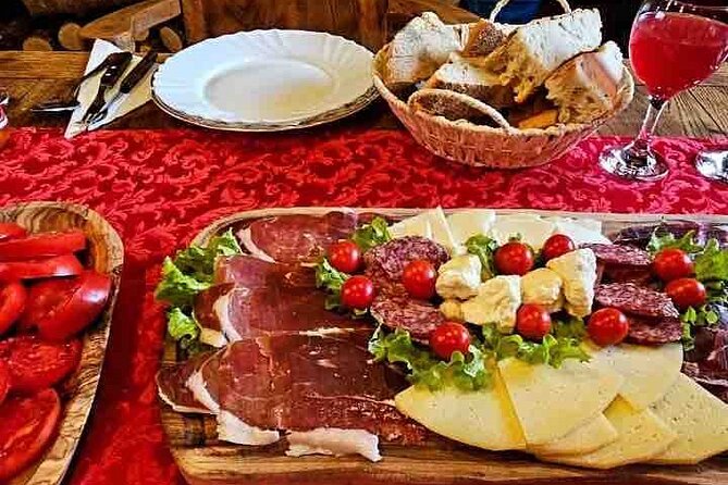 Private Authentic Tour Mostar- Medjugorje - Karavice - local Food - Day 2: A slower look at village life in Hardomilje