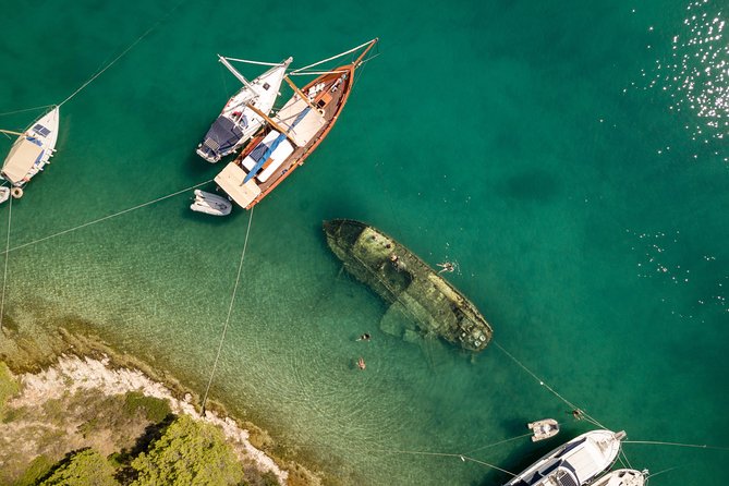 Private Blue Lagoon and 3 islands Tour from Trogir and Split - Trogir before the boat heads offshore