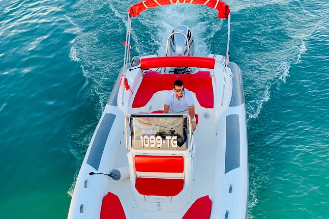 Private Blue Lagoon and island Solta speedboat tour - FULL DAY - Maslinica on the island of Šolta