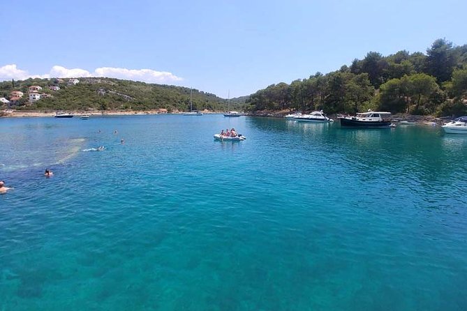 Private boat tour-custom itinerary from Split and Trogir - Beaches, coves, and snorkeling stops
