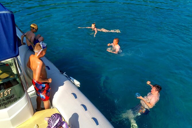 Private boat tour to Blue Lagoon & 4 Islands - One free stop gives the route room to breathe