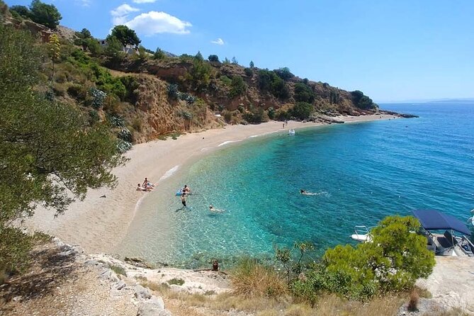 Private Boat Tour to Brac and Solta islands: Non-Touristy Itinerary - Why the skipper matters on this route