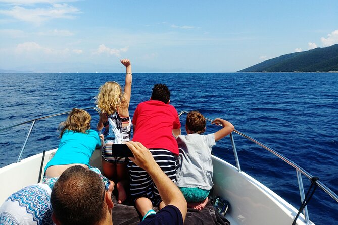 Private Boat Tour to Brac and Solta islands: Non-Touristy Itinerary - Comfort, swimming, and what to pack