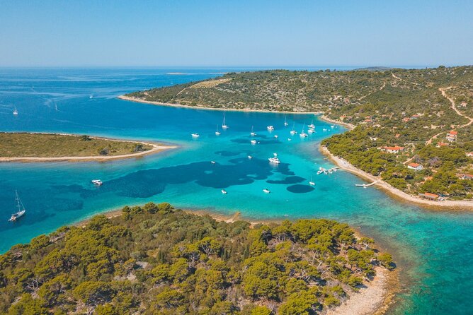 Private Boat tour to the Blue Lagoon & Solta - Swim, Snorkel, Tan and Relax! - Key points to know before you book
