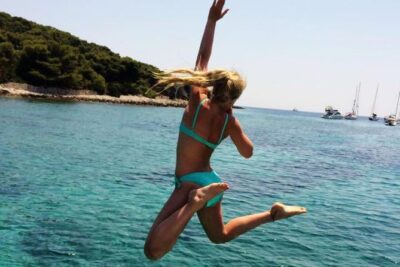 Private Boat tour to the Blue Lagoon & Solta – Swim, Snorkel, Tan and Relax!