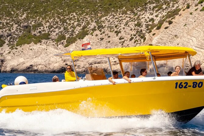 Private boat transfer Split - Bol - Why a private boat makes sense for Split to Bol