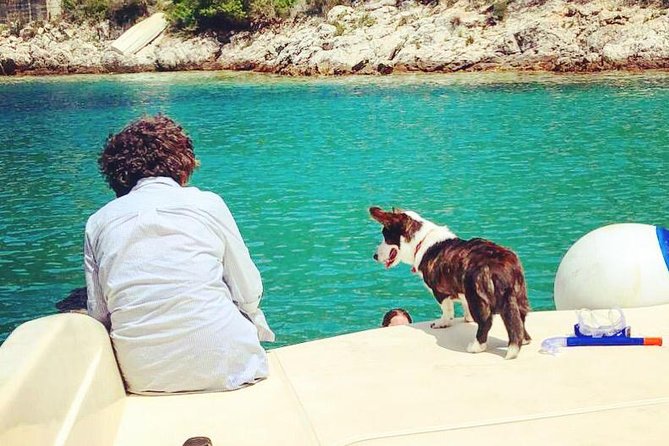 Private boat transfer Split - Bol - A direct route, with realistic expectations