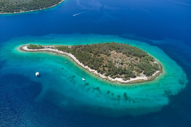 Private Boat Trip Swim and Chill in Crystal Blue Šibenik half day - Key points to know