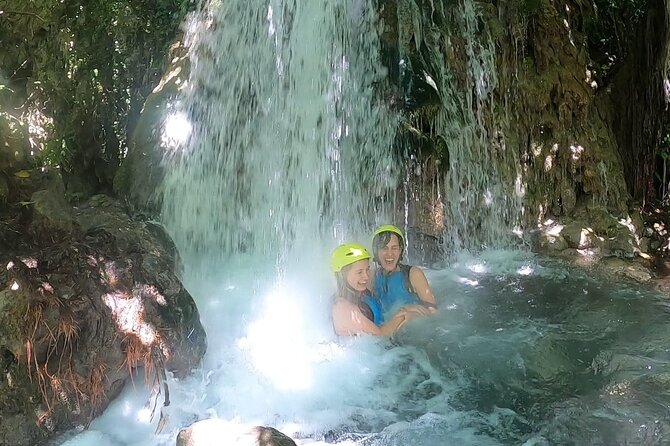 Private Cetina rafting trip|Cave exploring|Cliff jumping & more - A picnic break instead of a rushed river schedule