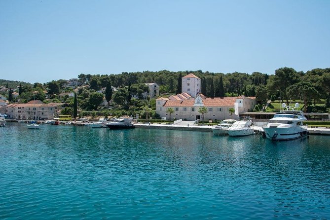 Private Full-Day 3 islands tour with snorkelling - Setting Off From Matejuška in Split
