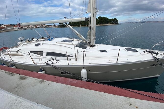 Private Full Day Sailing in Šibenik Archipelago - Toward Žirje and the right bay for lunch