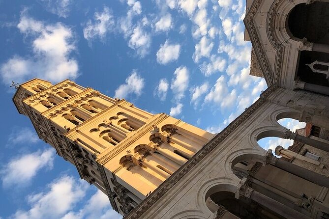 Private History Split Walking Tour in Spanish - Fruit’s Square and Split’s Venetian Chapter