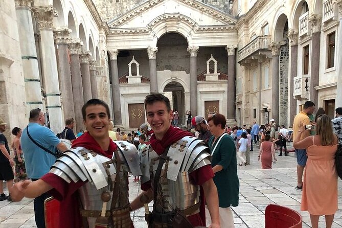 Private History Split Walking Tour in Spanish - Vestibule and Traditional Dalmatian Sound