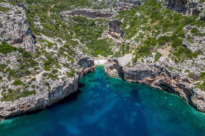 Private speedboat custome-made tour / from Trogir and Split - What nine hours on the water can look like