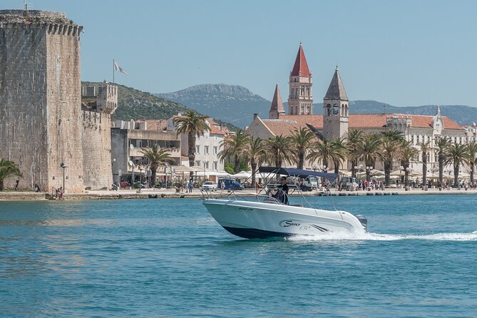 Private speedboat custome-made tour / from Trogir and Split - Swimming, snorkeling, and the simple pleasure of stopping