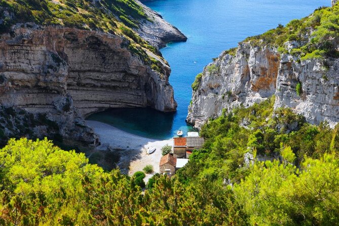 Private speedboat tour to Blue Cave and visit Island Hvar - Key points to know before booking