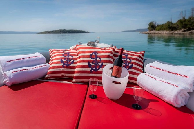 Private speedboat tour to Blue cave, Vis and Hvar - Key points to know before you book