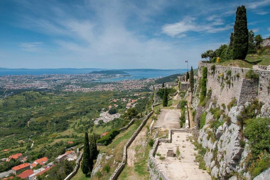 Private Split and Klis Fortress: A Unique Shore Excursion - Guide quality and the one service warning