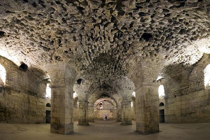 Private Split & Klis Game of Thrones Tour - Walking the filming lanes of Old Split