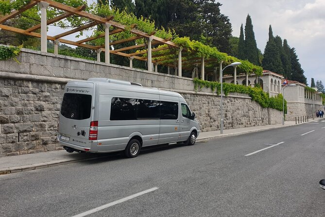 Private taxi transfer from Split to Split airport - Planning the 30-minute to one-hour journey