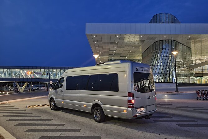 Private taxi transfer from Split to Split airport - Air-conditioned cars, vans, and minibuses