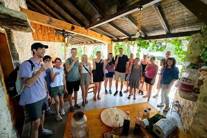 Private tour to Krka waterfalls- Lunch included - Who should book this tour