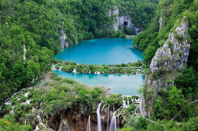 Private Transfer from Split Area to Plitvice Lakes - Arriving at Plitvice Lakes