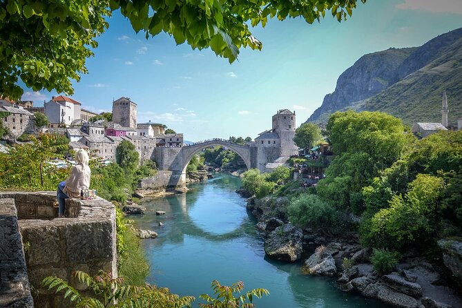 Private Transfer from Split to Dubrovnik with 2-Hour Sightseeing - Ston for walls, oysters, and a short town walk